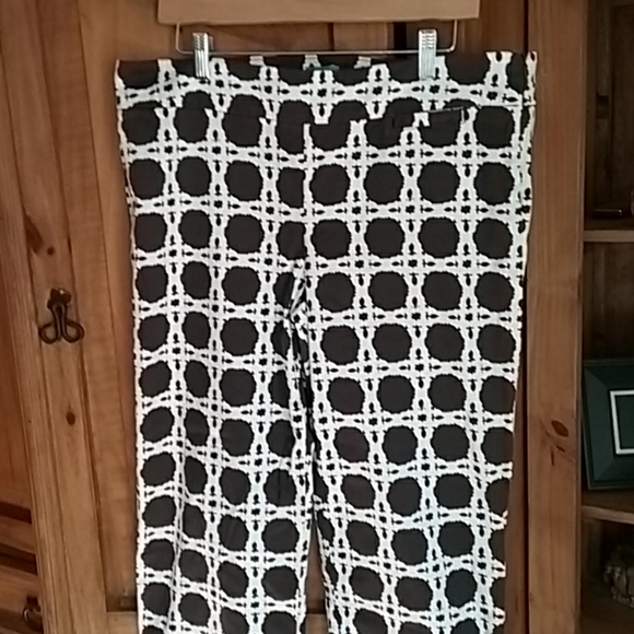 Lilly Pulitzer Pants - Lilly Pulitzer palm beach fit capris